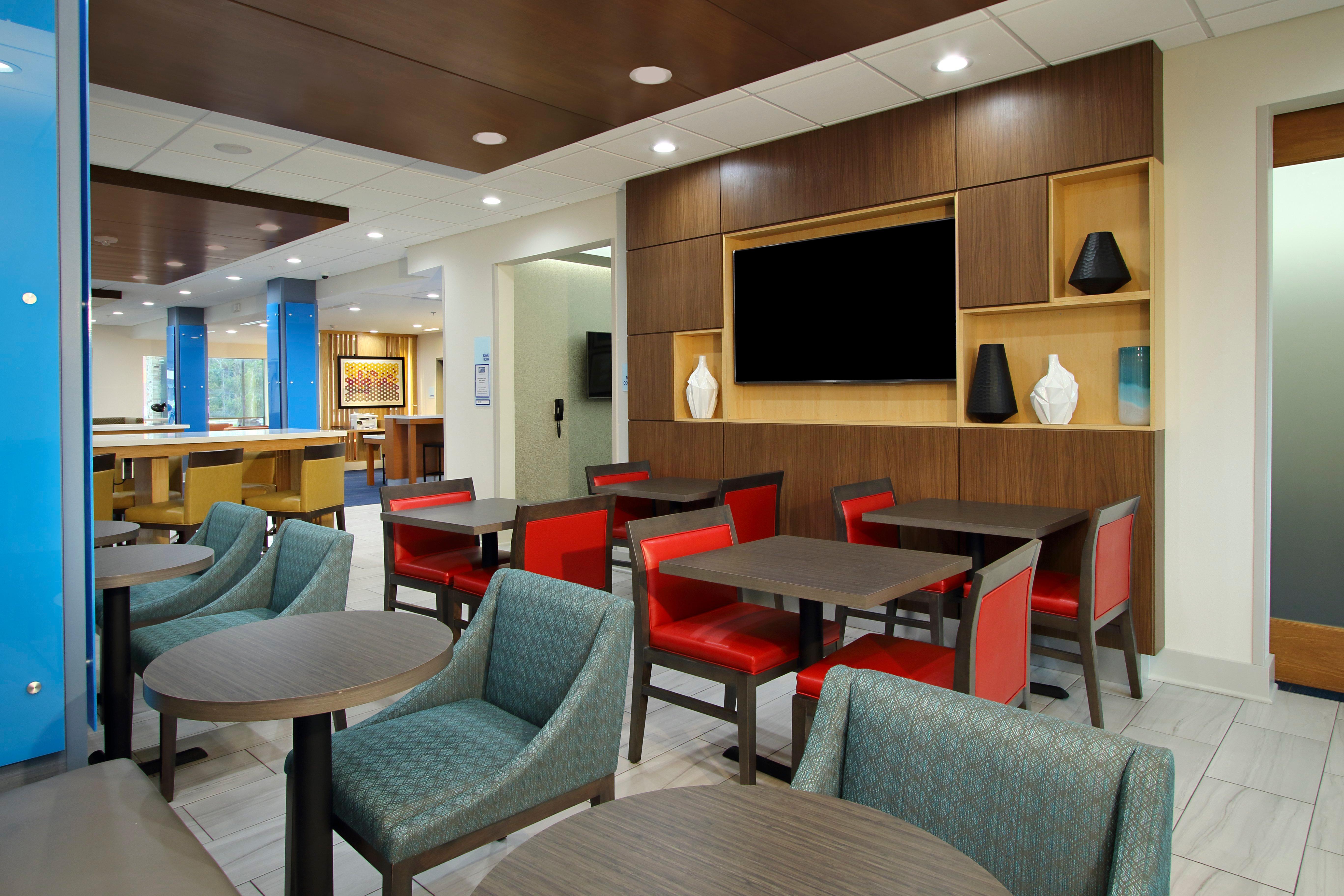 Holiday Inn Express & Suites - Lake Charles South Casino Area By Ihg Eksteriør billede